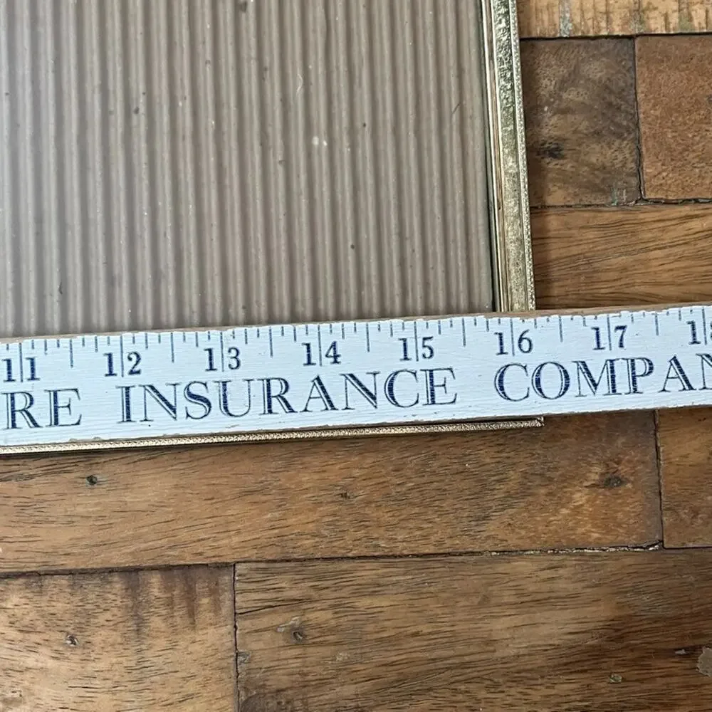 Vintage Hinged Double Picture Frame 7.25